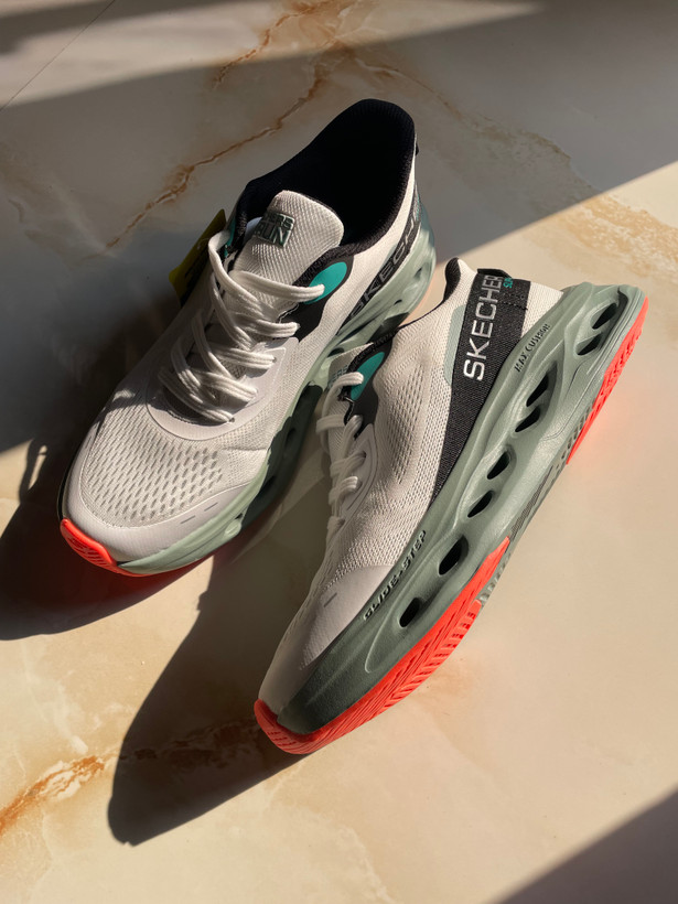 کفش اسکیچرز ۲۰۲۵ مدل glide step