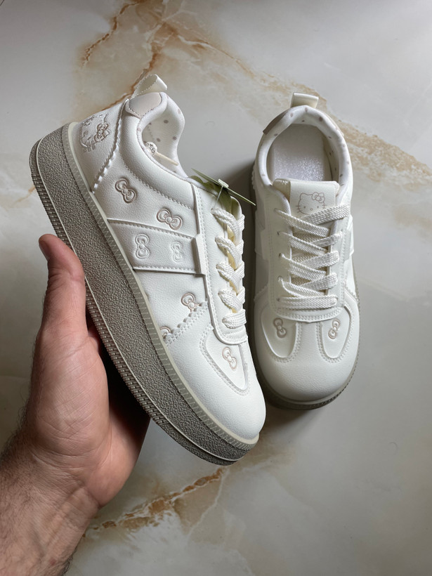 کتونی زنانه طرح ونس برند k shoes
