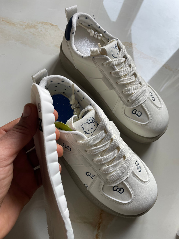 کتونی زنانه طرح ونس برند k shoes